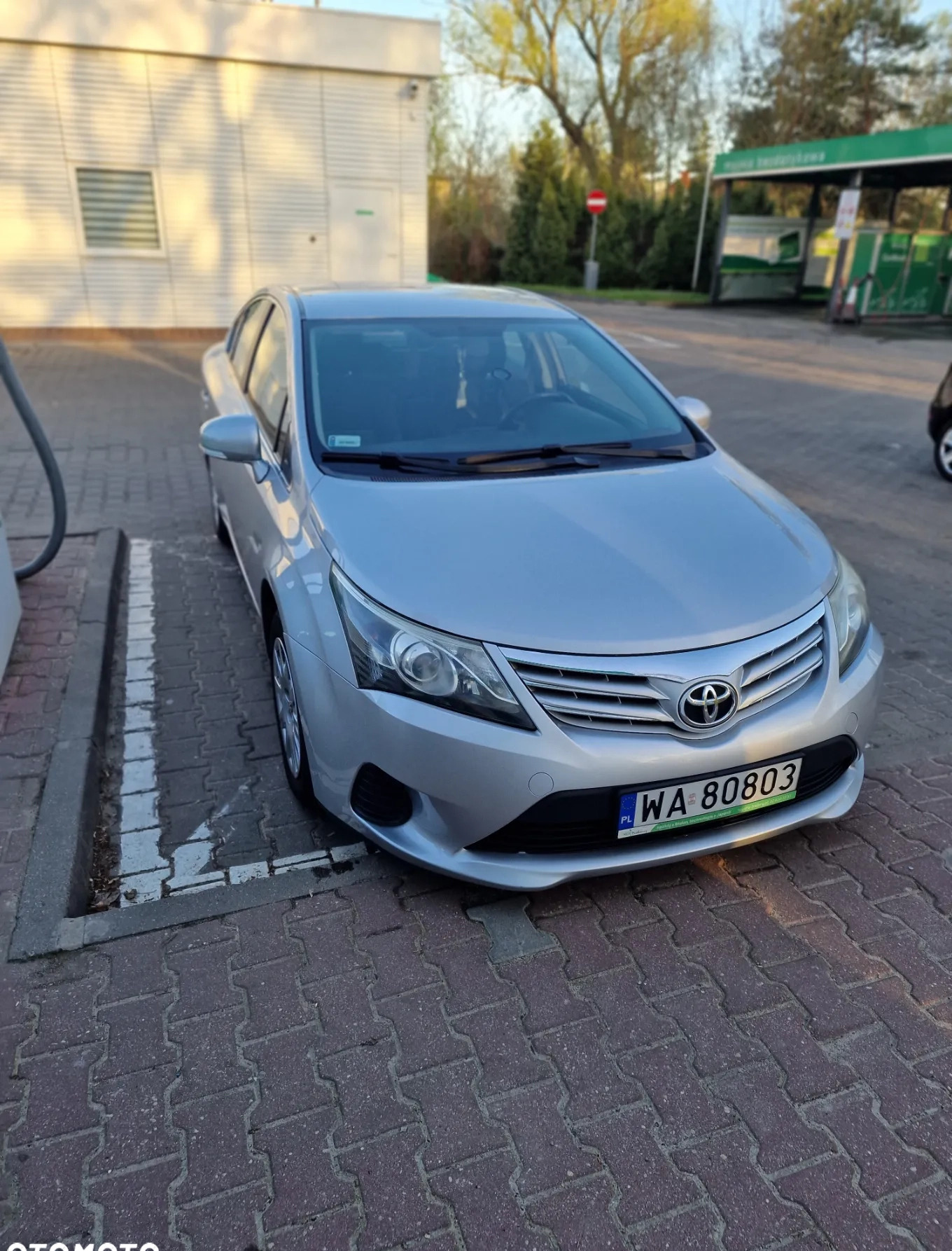 Toyota Avensis cena 42000 przebieg: 164600, rok produkcji 2013 z Warszawa małe 254